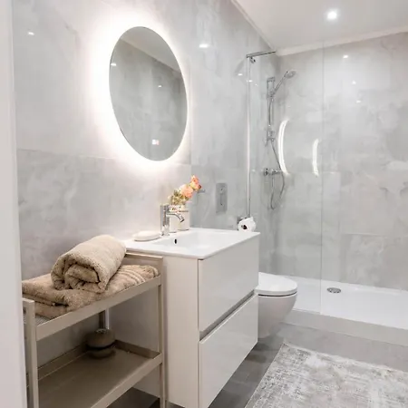 Scheffel Courtyard Residences 3 Collection リガ